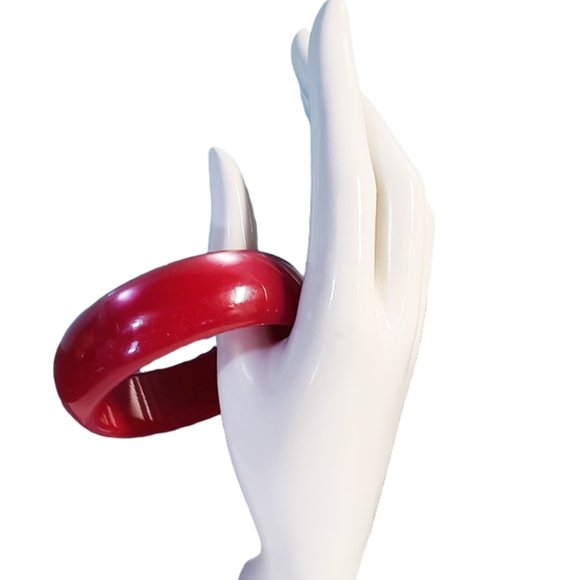 1960s Vintage Wide Cranberry Dark Red Moon Glow Lucite Plastic Bangle Bracelet - Picture 2 of 5